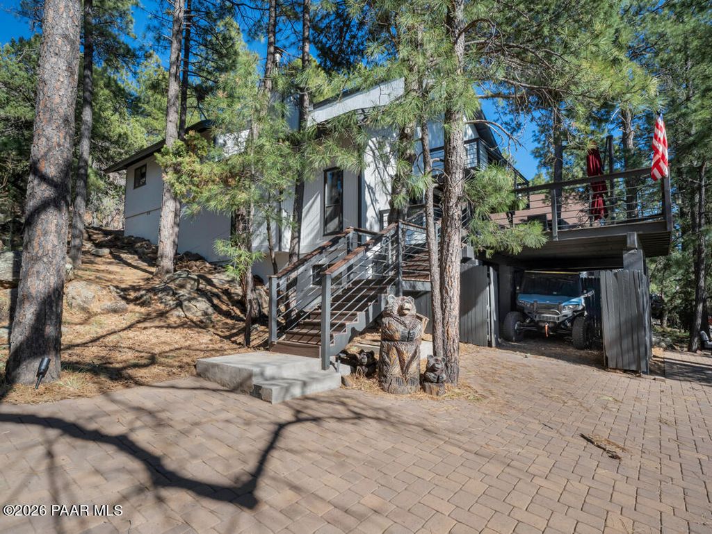 Photo of 17885 S Silverlake Drive, Munds Park, AZ 86017 (MLS # 1080676)