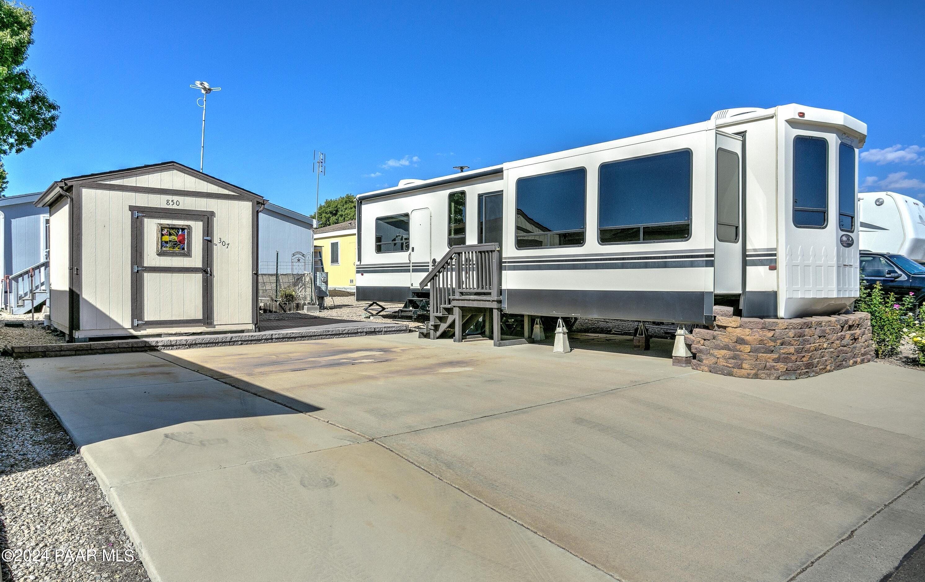 850 N Ponderosa Pine Drive