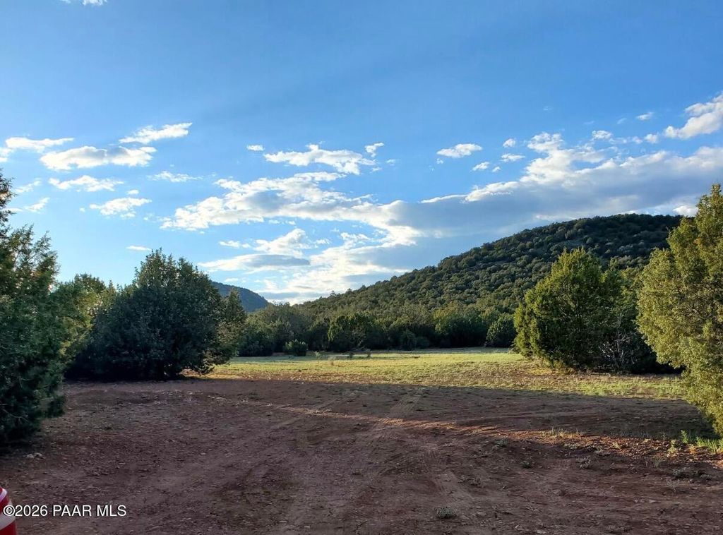 Photo of 14001 W Pipeline Road, Williams, AZ 86046 (MLS # 1079562)
