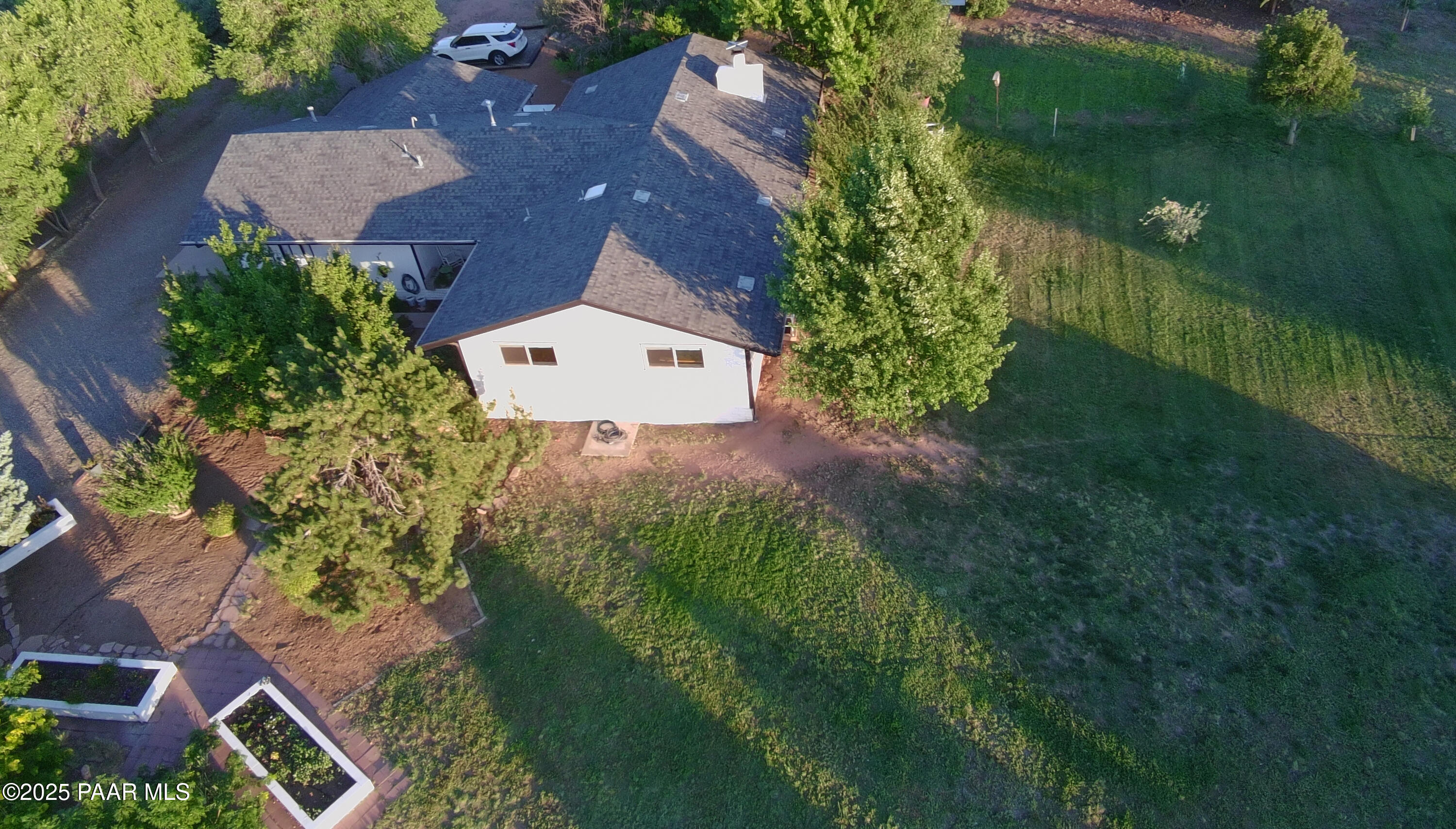 1461 W Cliff Rose Road