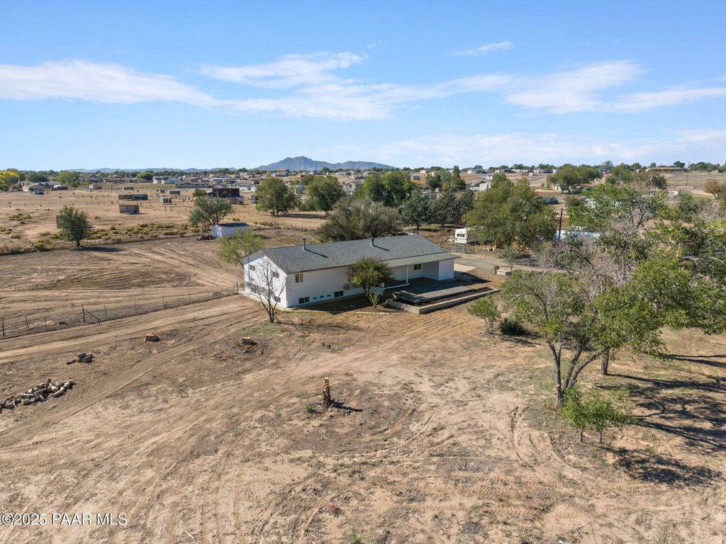 Photo of 1885 E Perkinsville Road, Chino Valley, AZ 86323 (MLS # 1077458)