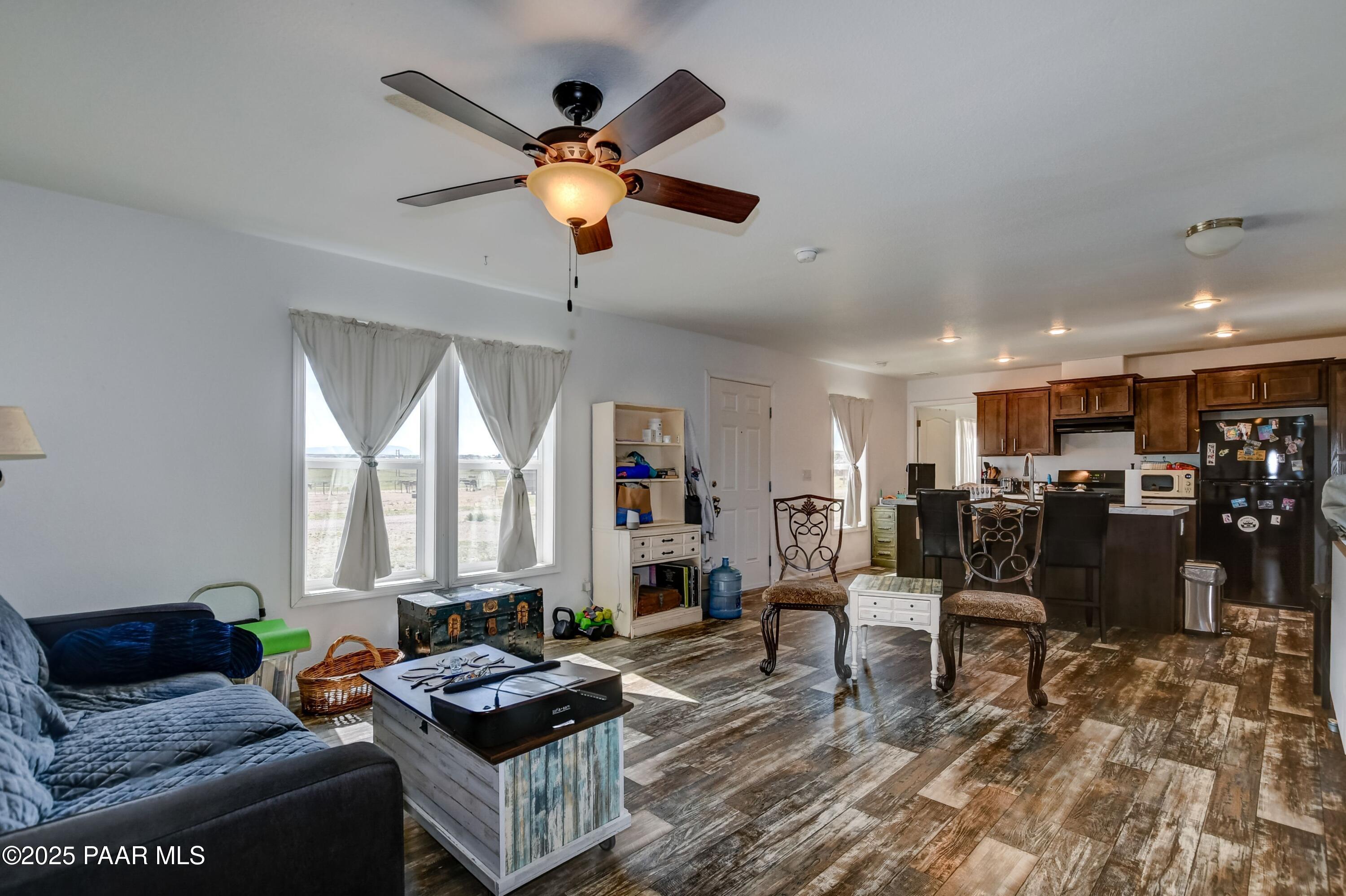 1787 E Perkinsville Road