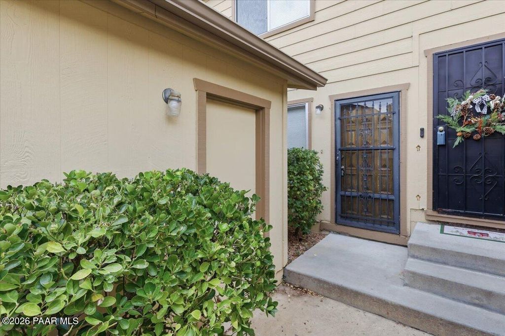 Photo of 1637 Canada Crescent Cres, Prescott, AZ 86303 (MLS # 1079537)