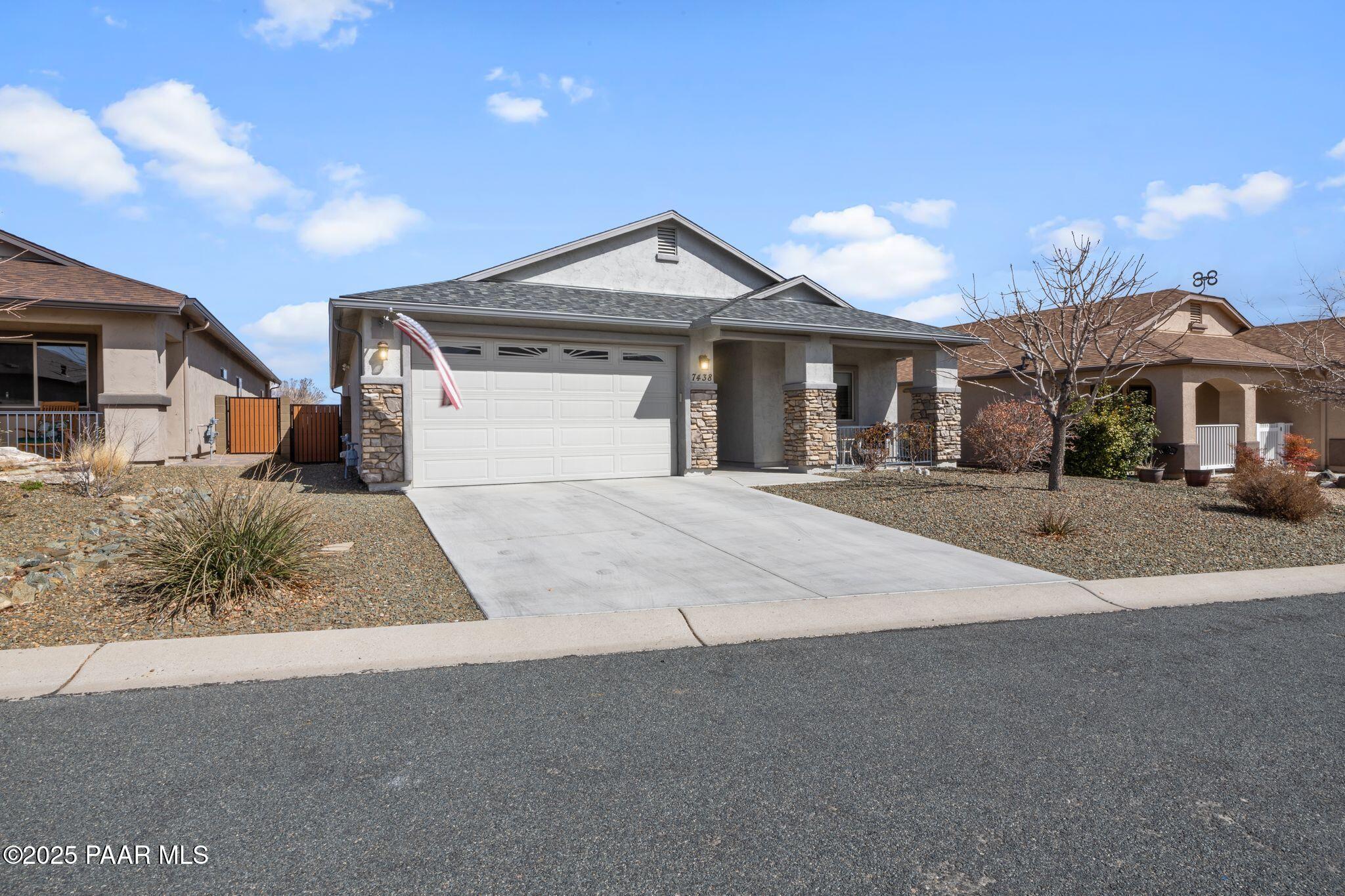 7438 E Green Vista