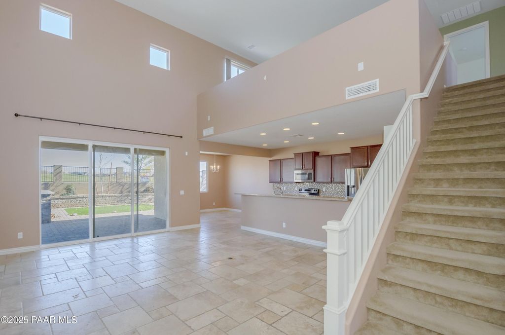 Photo of 823 N Morales Street, Dewey-Humboldt, AZ 86327 (MLS # 1078275)