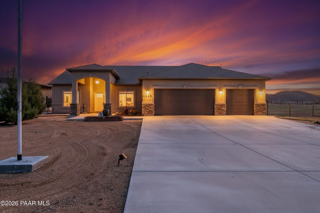Photo of 11155 N Patagonia Court, Prescott Valley, AZ 86315 (MLS # 1081262)