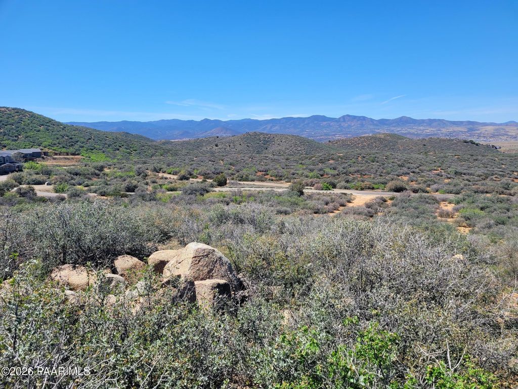 Photo of 0 Off Of Bonanza Trail, Dewey-Humboldt, AZ 86327 (MLS # 1081219)