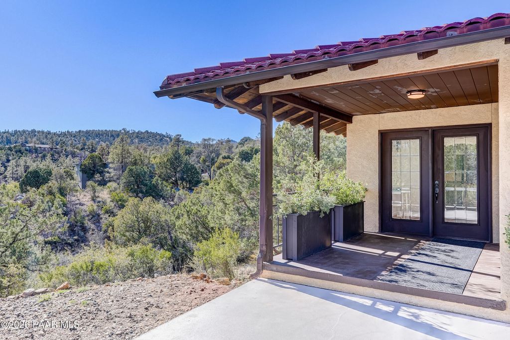 Photo of 2256 Loma Rica Circle, Prescott, AZ 86303 (MLS # 1078853)