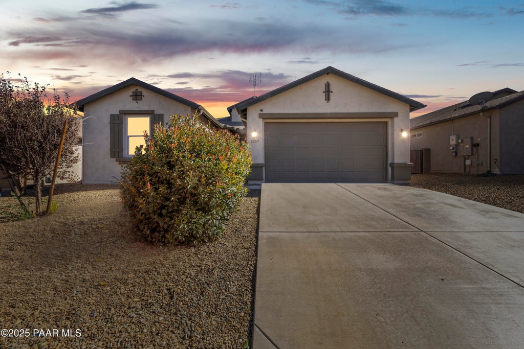 Photo of 1257 E Essex Way, Chino Valley, AZ 86323 (MLS # 1083567)