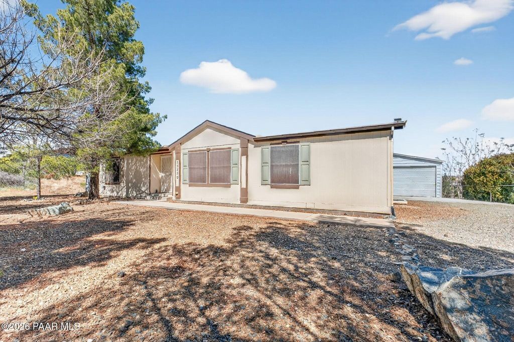 Photo of 13230 E Main Street, Mayer, AZ 86333 (MLS # 1080575)