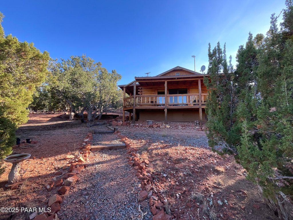 Photo of 34460 W North Via De Oro Parkway, Seligman, AZ 86337 (MLS # 1077707)