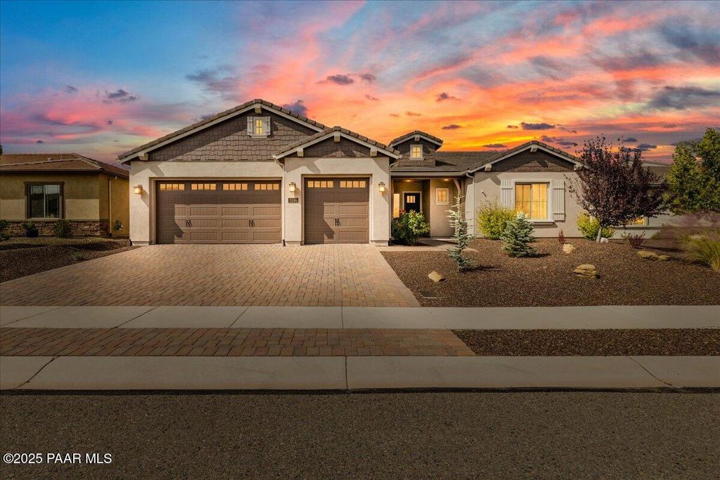 Photo of 5246 Porter Creek Drive, Prescott, AZ 86301 (MLS # 1077103)