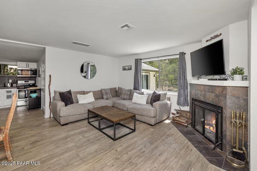 Photo of 1822 Idylwild Road, Prescott, AZ 86305 (MLS # 1077353)