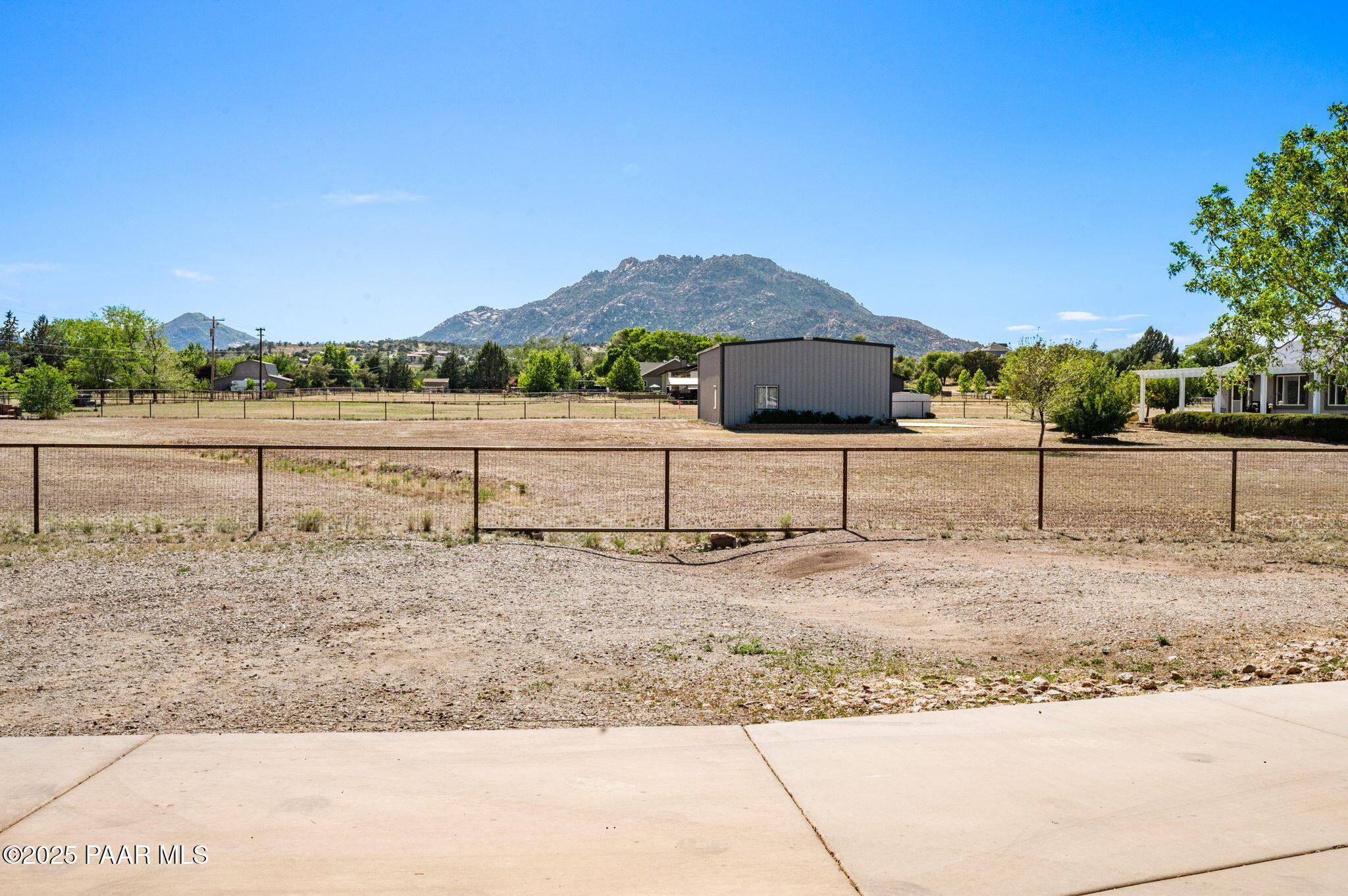 1501 W Kelly Drive