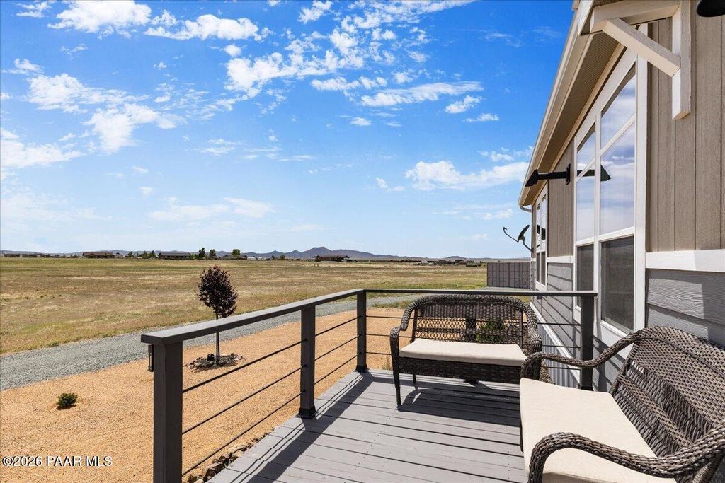 Photo of 12960 N Lodestar Road, Prescott Valley, AZ 86315 (MLS # 1081086)