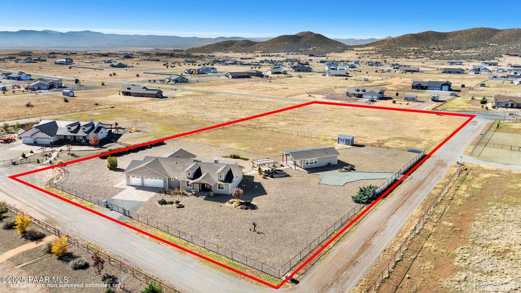 Photo of 9820 N Echo Ridge Circle, Prescott Valley, AZ 86315 (MLS # 1078073)