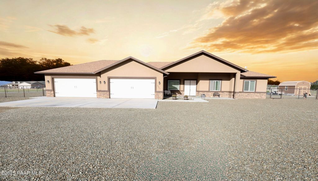 Photo of 9860 N Loper Road, Prescott Valley, AZ 86315 (MLS # 1076888)