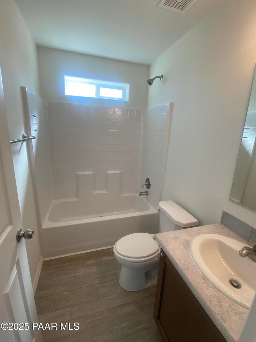 listing image 129