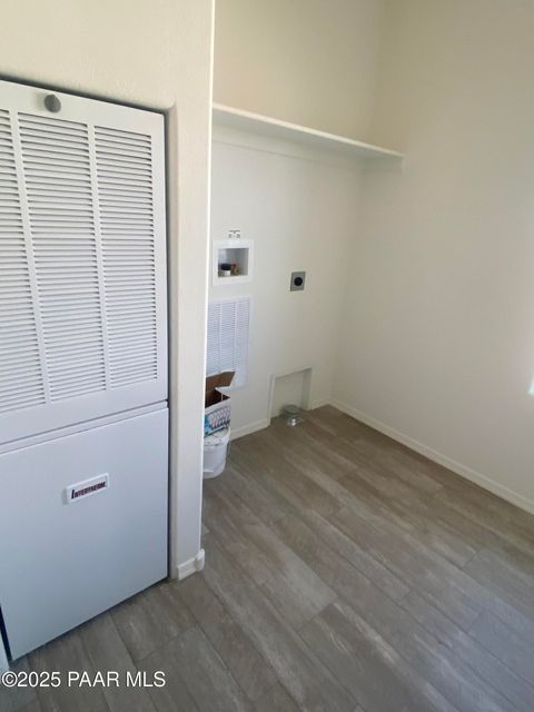 listing image 50