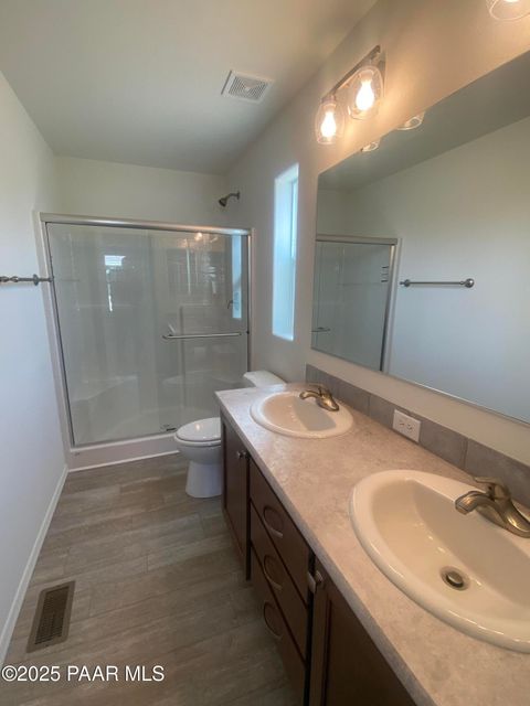 listing image 128