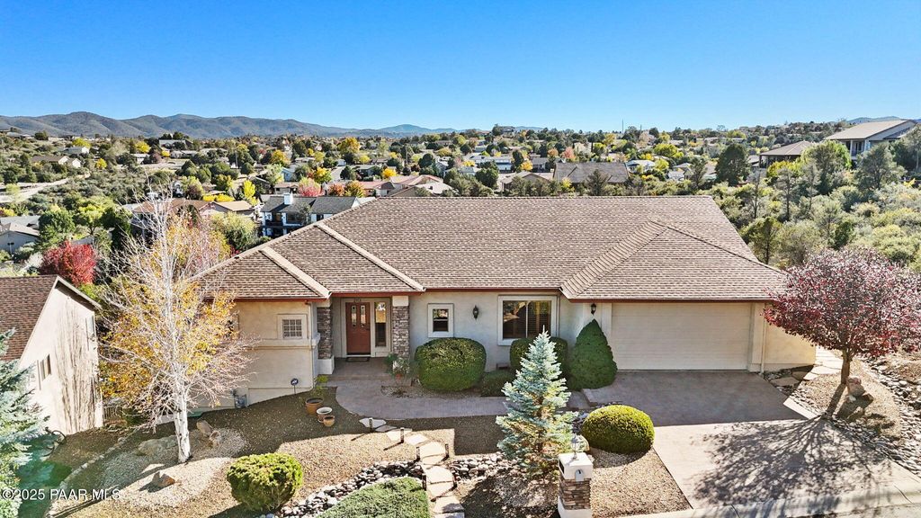 Photo of 2113 Lakewood Drive, Prescott, AZ 86301 (MLS # 1077615)