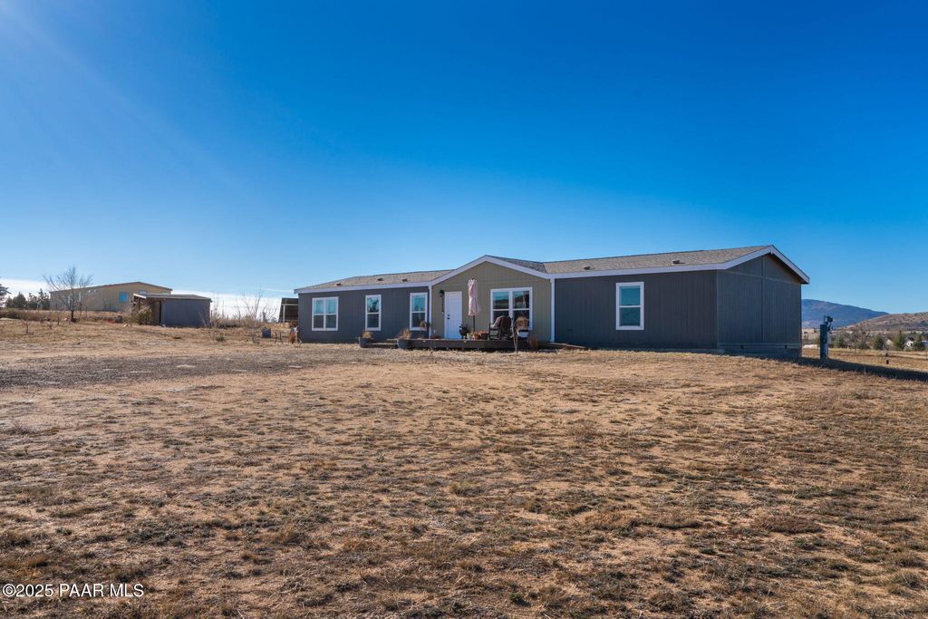 Photo of 2375 S Road 1, Chino Valley, AZ 86323 (MLS # 1078371)