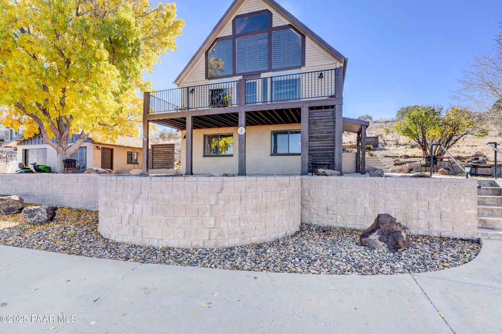 Photo of 715 N Lakeview Drive, Prescott, AZ 86301 (MLS # 1078224)