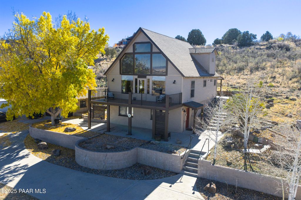Photo of 715 N Lakeview Drive, Prescott, AZ 86301 (MLS # 1078224)