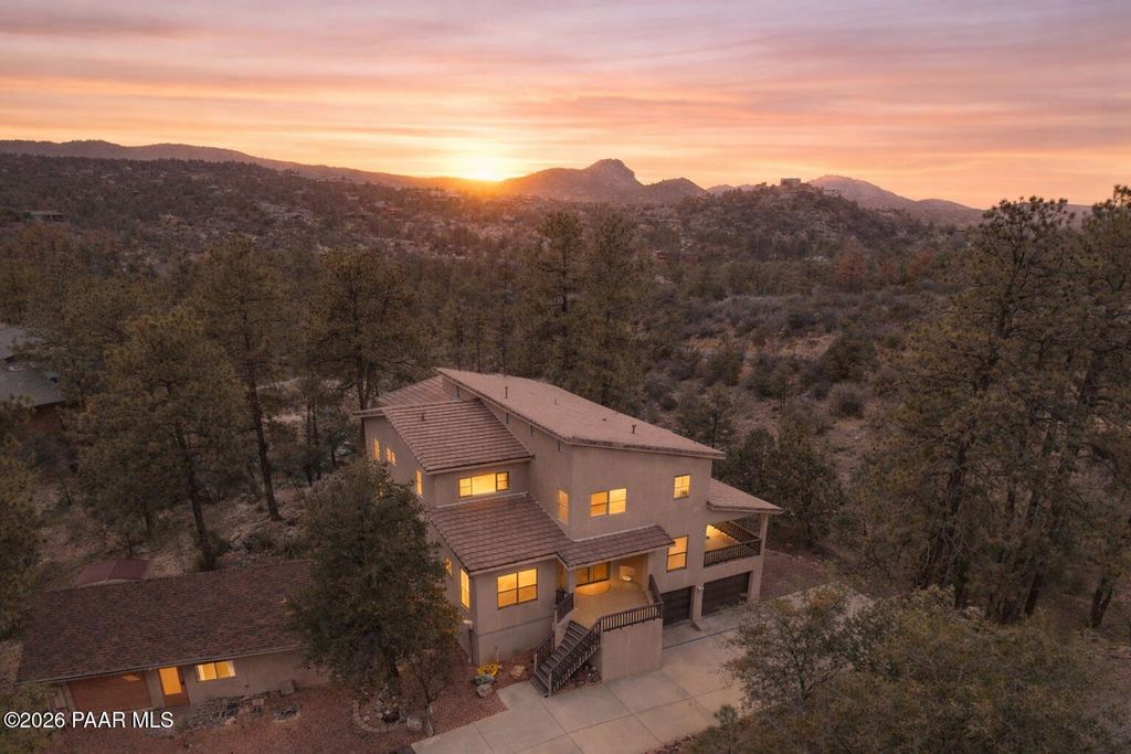 Photo of 1256 W Coyote Run Trail, Prescott, AZ 86303 (MLS # 1079677)