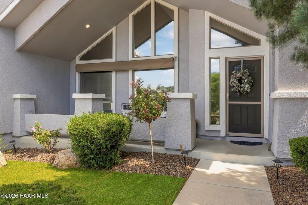 Photo of 2113 Hibiscus Circle, Prescott, AZ 86301 (MLS # 1085302)
