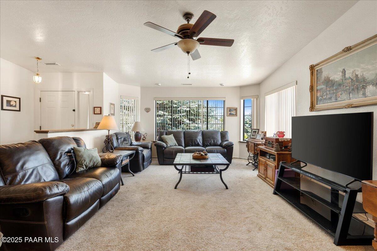 9331 Serpentine Lane