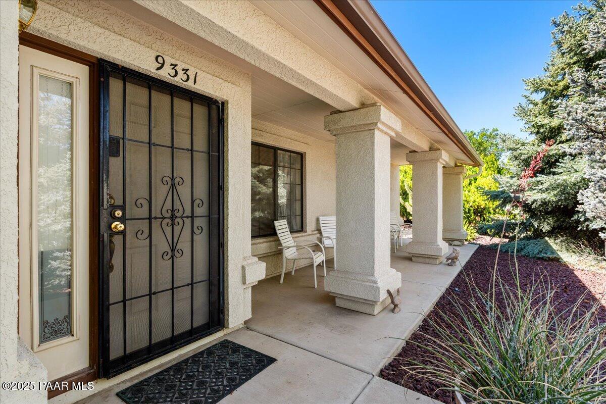 9331 Serpentine Lane