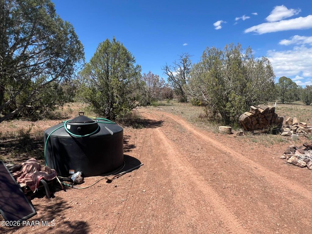Photo of 206 Brava Lane, Ash Fork, AZ 86320 (MLS # 1081863)