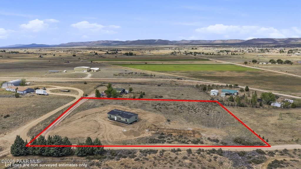 Photo of 25000 N Big Springs Ranch Road, Paulden, AZ 86334 (MLS # 1082016)