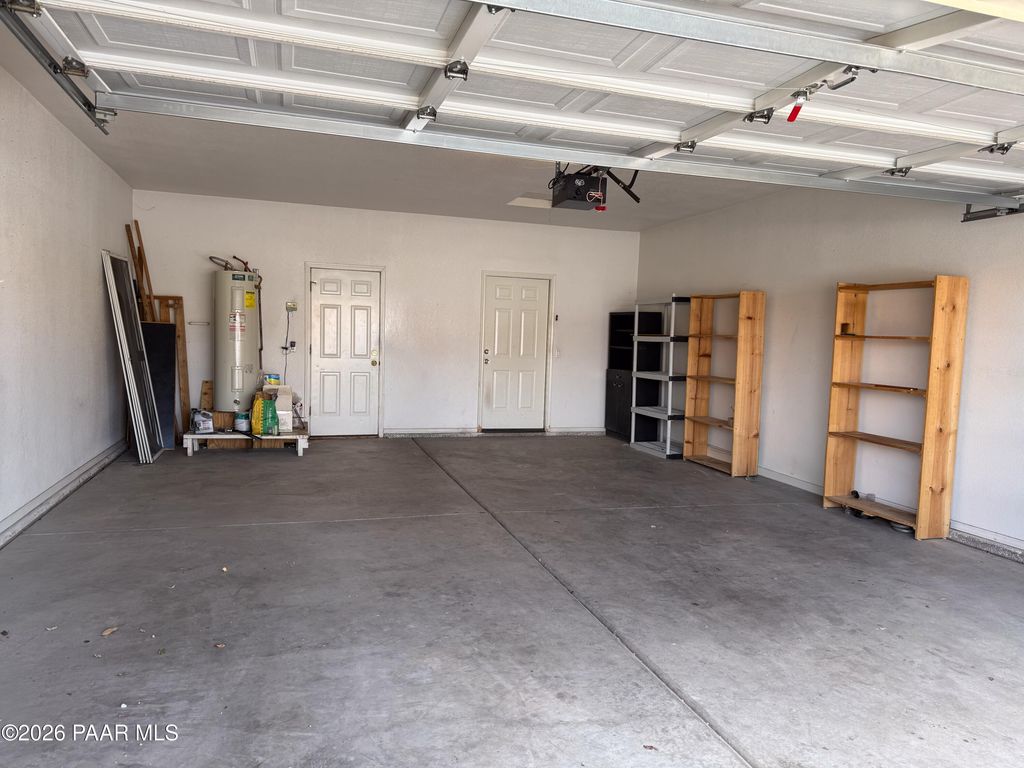 Photo of 3562 Heather Avenue, Kingman, AZ 86401 (MLS # 1081135)
