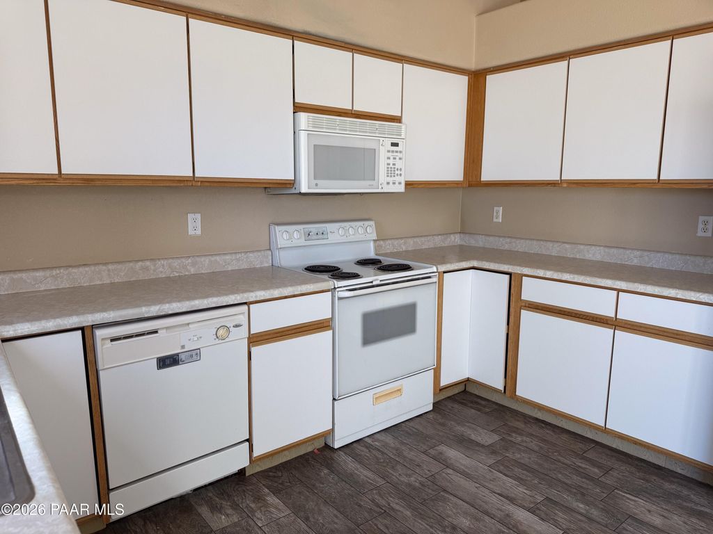 Photo of 3562 Heather Avenue, Kingman, AZ 86401 (MLS # 1081135)