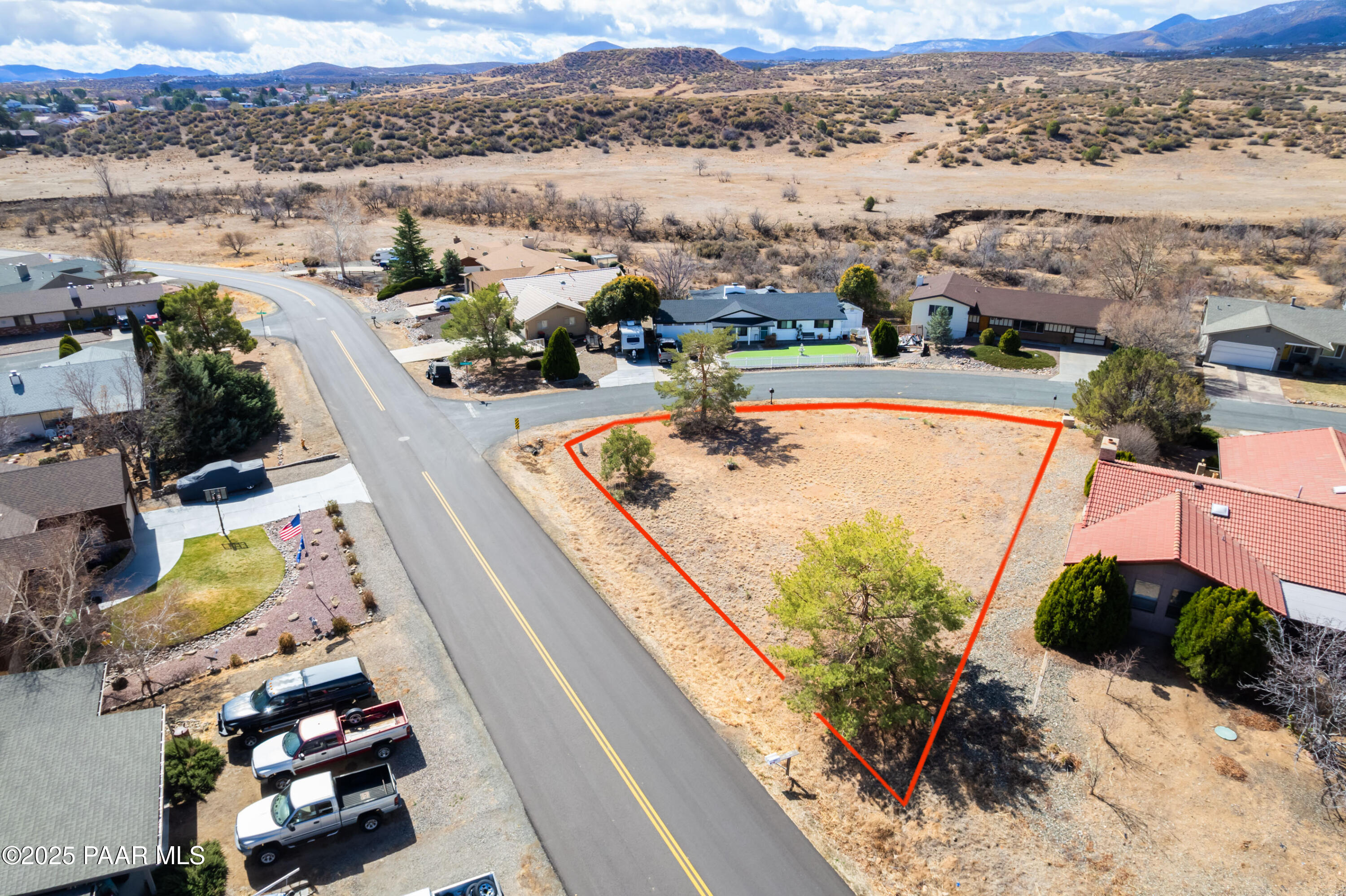 1049 N Arrowhead Lane
