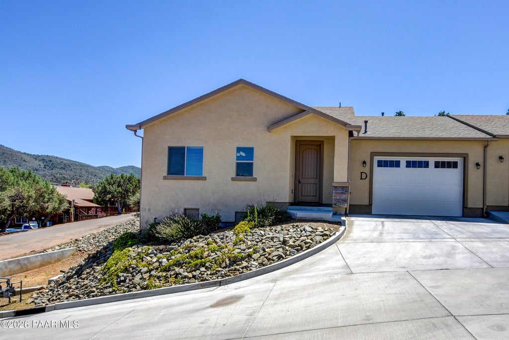 Photo of 340 Robinson Drive #D, Prescott, AZ 86303 (MLS # 1085874)