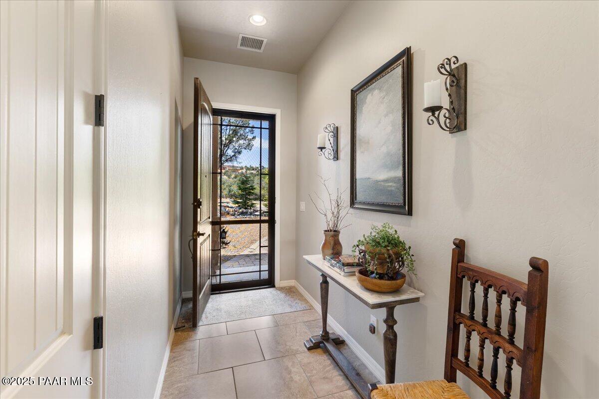 2135 W Bridle Path Road