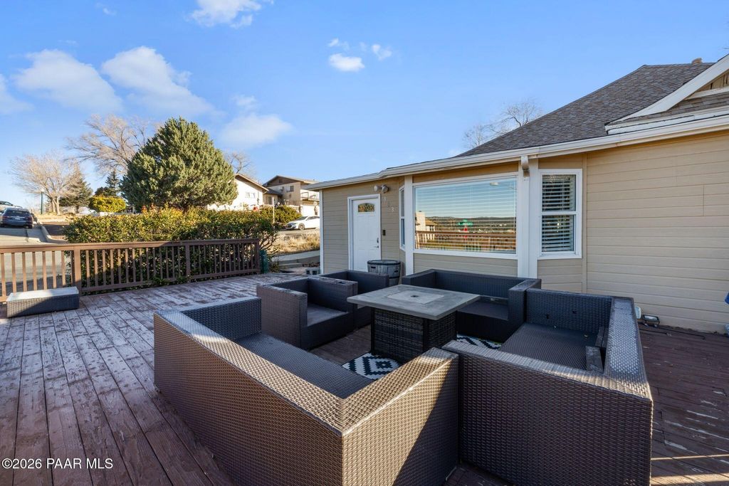 Photo of 303 S Pleasant Street, Prescott, AZ 86303 (MLS # 1078990)