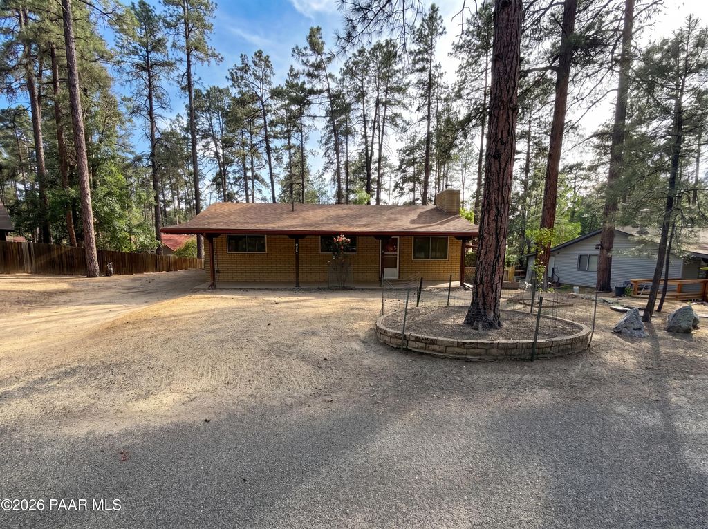 Photo of 4184 S Stagecoach Road, Prescott, AZ 86303 (MLS # 1082348)