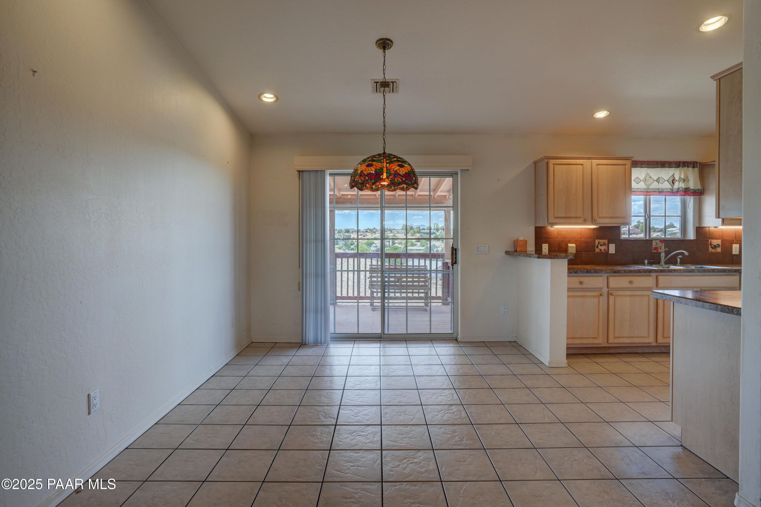 Prescott Valley, Arizona 86314, United States, 3 Bedrooms Bedrooms, ,2 BathroomsBathrooms,Residential,Pending,146285