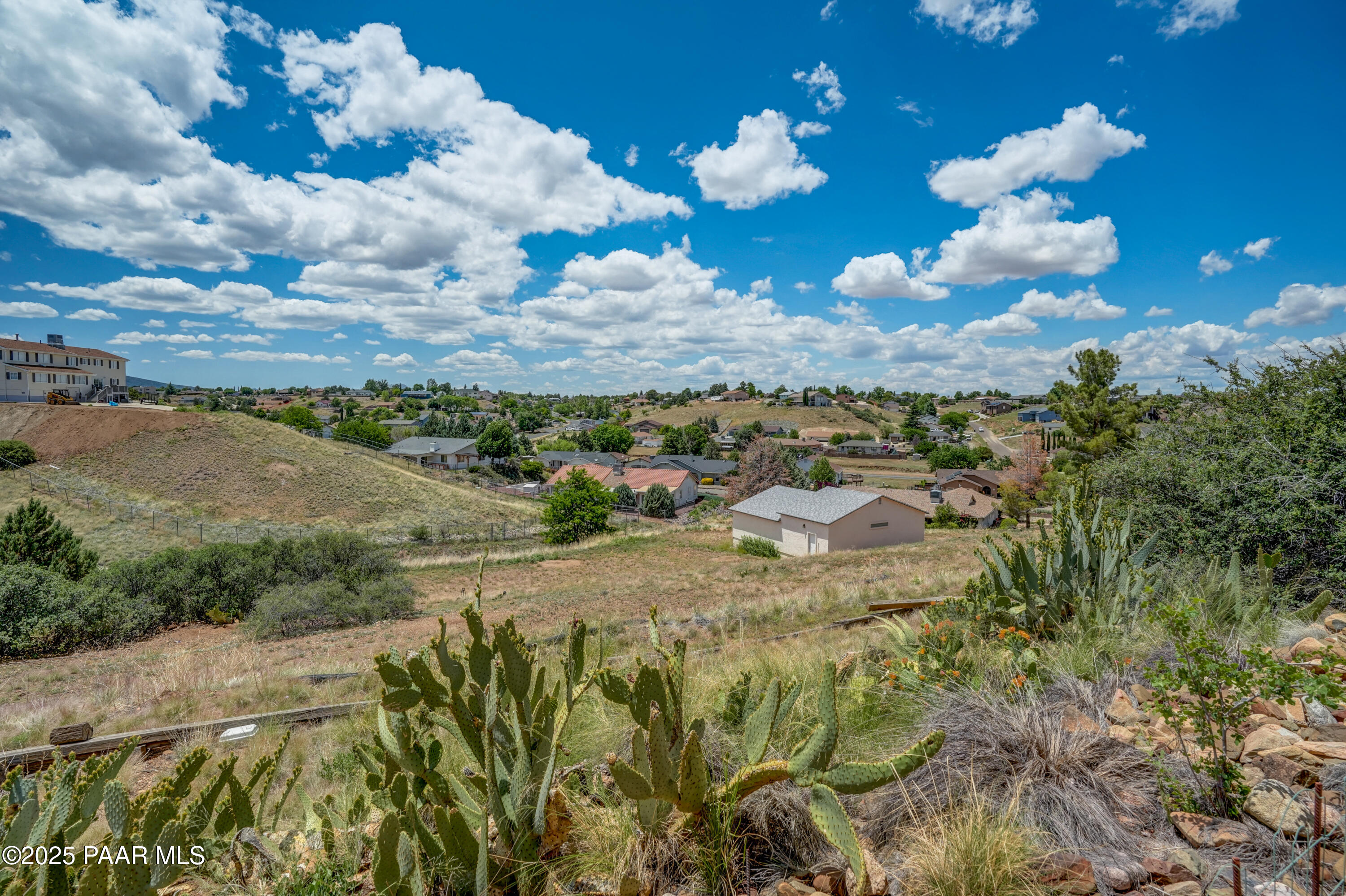 Prescott Valley, Arizona 86314, United States, 3 Bedrooms Bedrooms, ,2 BathroomsBathrooms,Residential,Pending,146285