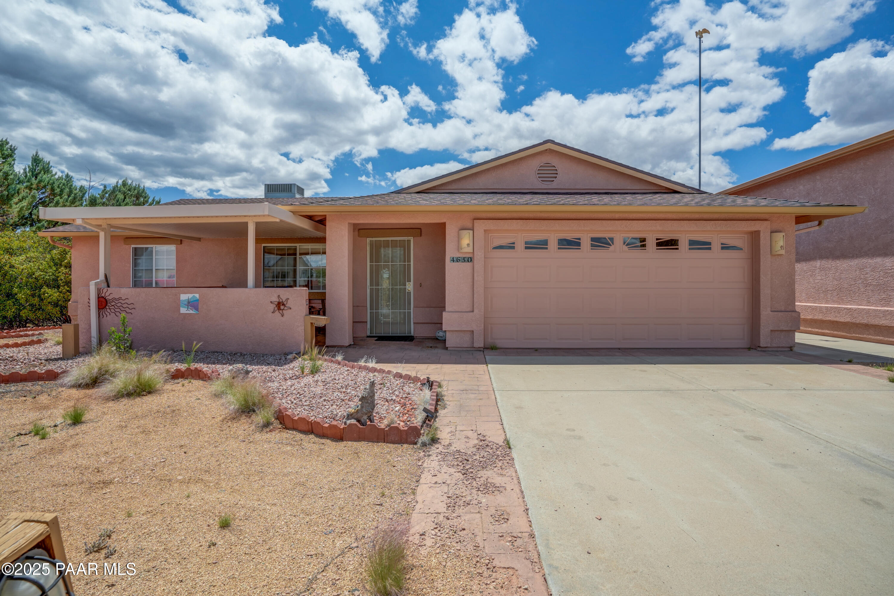 Prescott Valley, Arizona 86314, United States, 3 Bedrooms Bedrooms, ,2 BathroomsBathrooms,Residential,Pending,146285