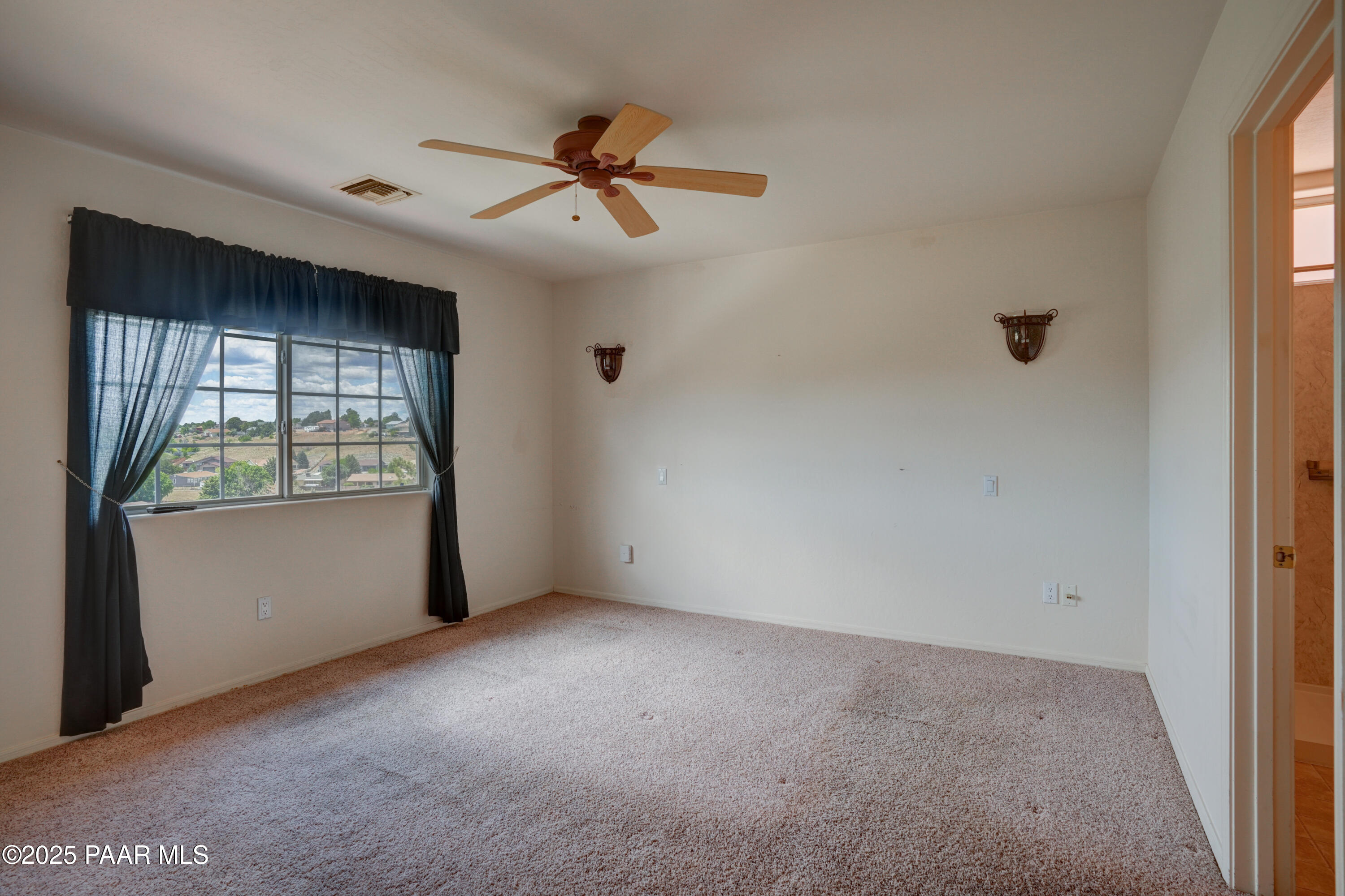 Prescott Valley, Arizona 86314, United States, 3 Bedrooms Bedrooms, ,2 BathroomsBathrooms,Residential,Pending,146285