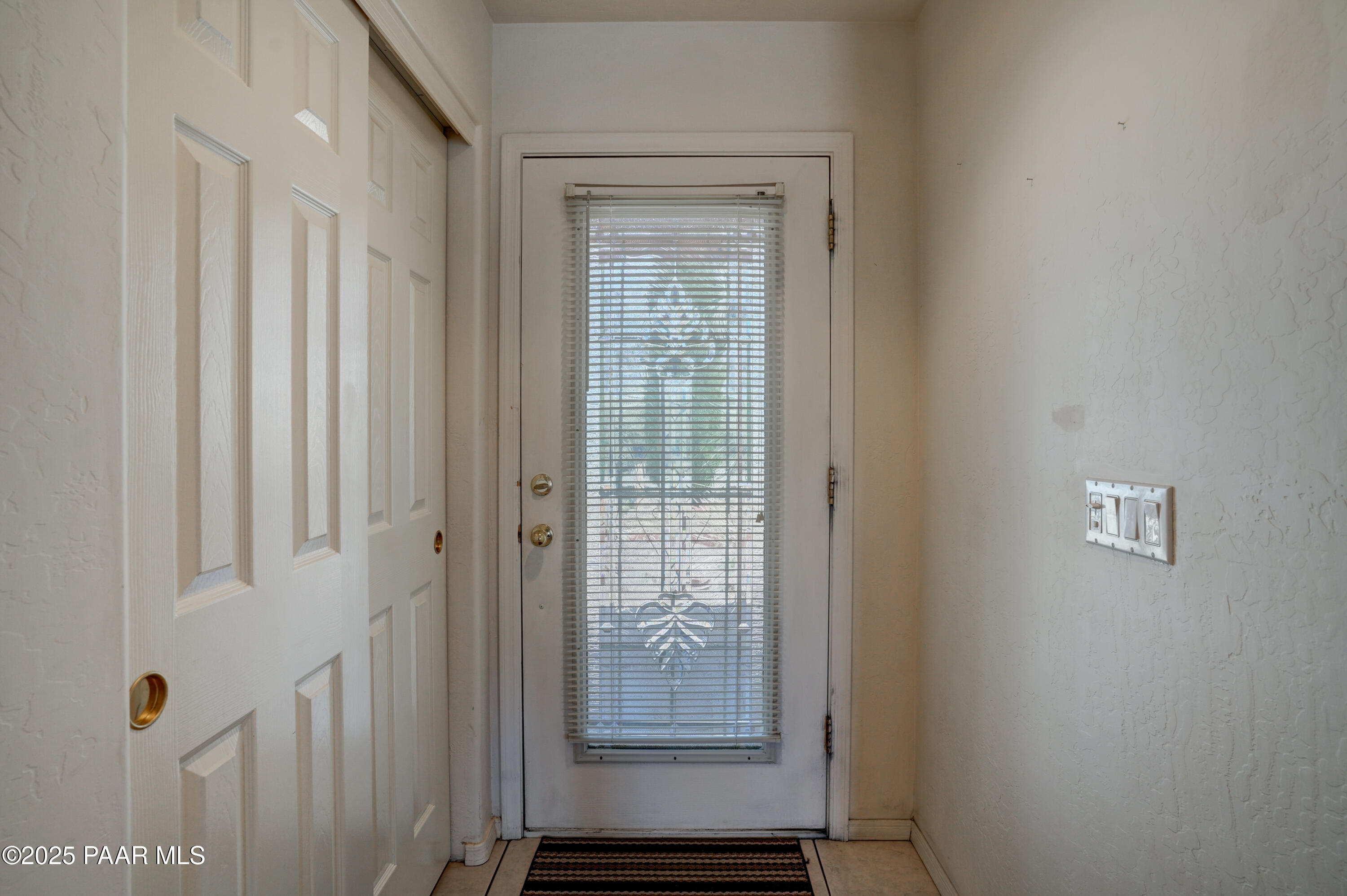 Prescott Valley, Arizona 86314, United States, 3 Bedrooms Bedrooms, ,2 BathroomsBathrooms,Residential,Pending,146285