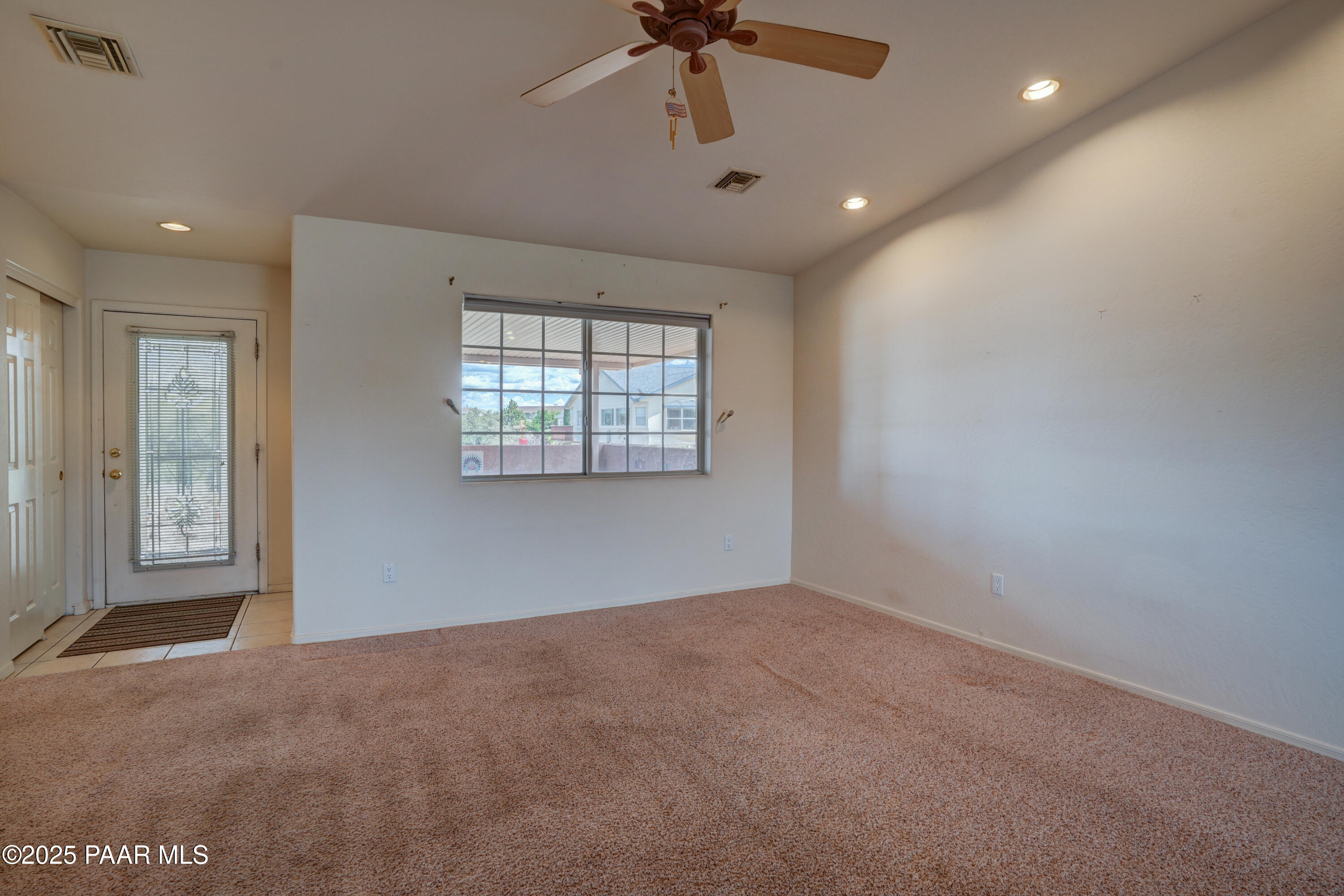 Prescott Valley, Arizona 86314, United States, 3 Bedrooms Bedrooms, ,2 BathroomsBathrooms,Residential,Pending,146285