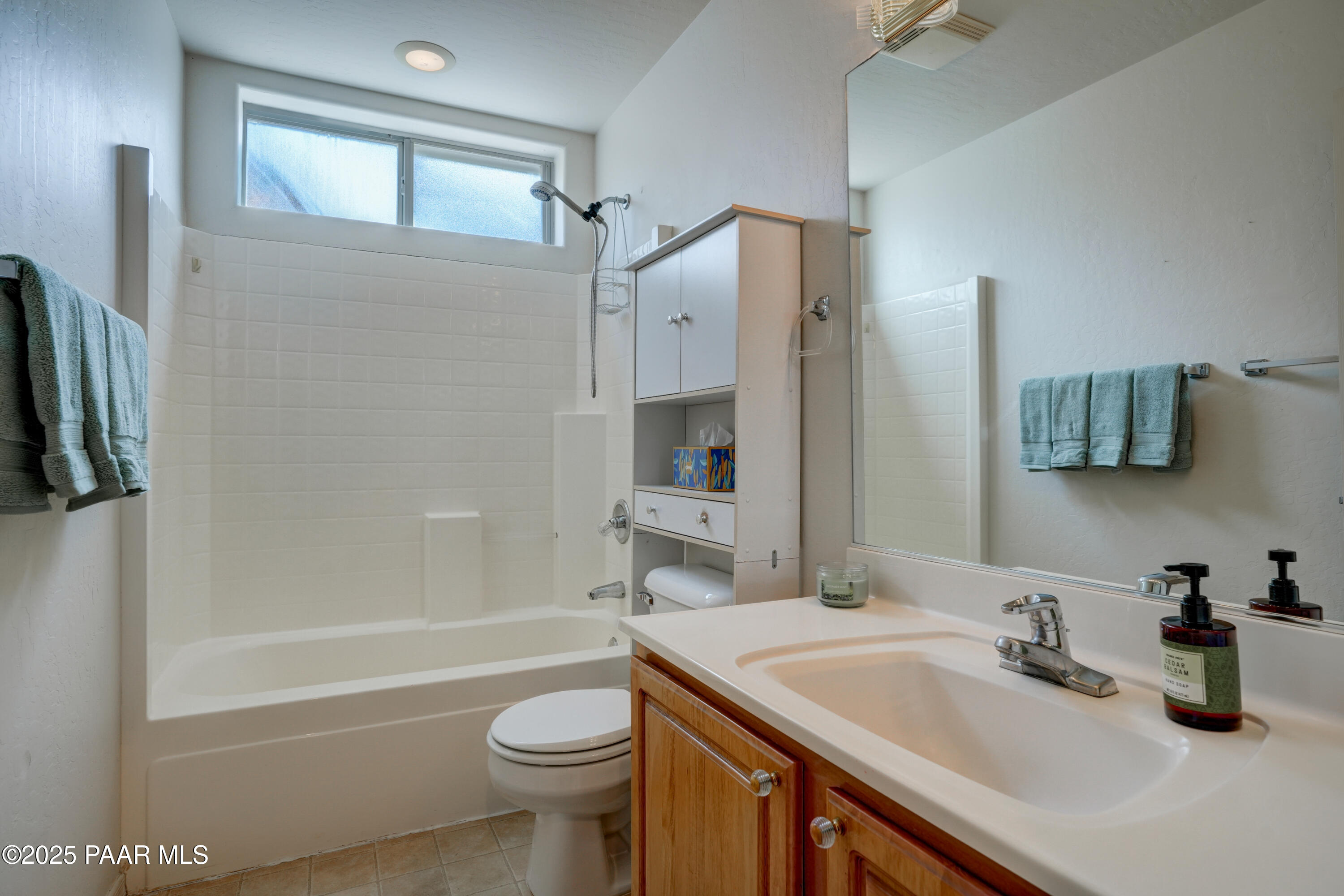 Prescott Valley, Arizona 86314, United States, 3 Bedrooms Bedrooms, ,2 BathroomsBathrooms,Residential,Pending,146285