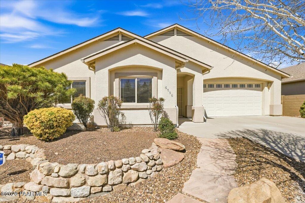 Photo of 6596 E Farmstead Road, Prescott Valley, AZ 86314 (MLS # 1080462)