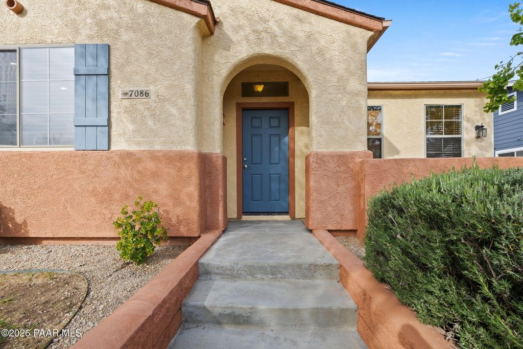 Photo of 7086 E Lantern Lane East Ln, Prescott Valley, AZ 86314 (MLS # 1081604)